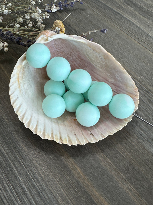 * 15mm Solid Color Beads - Mint Swirl #60