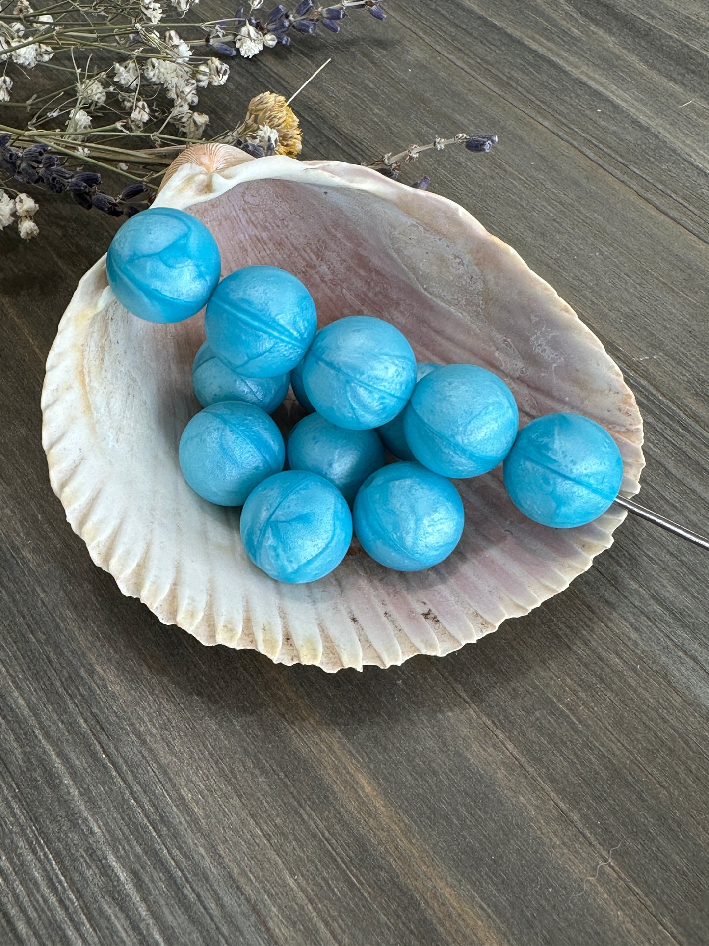 * 15mm Solid Color Beads - Ice Blue Pearl #66