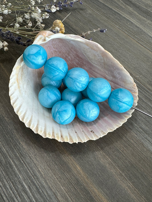 * 15mm Solid Color Beads - Ice Blue Pearl #66