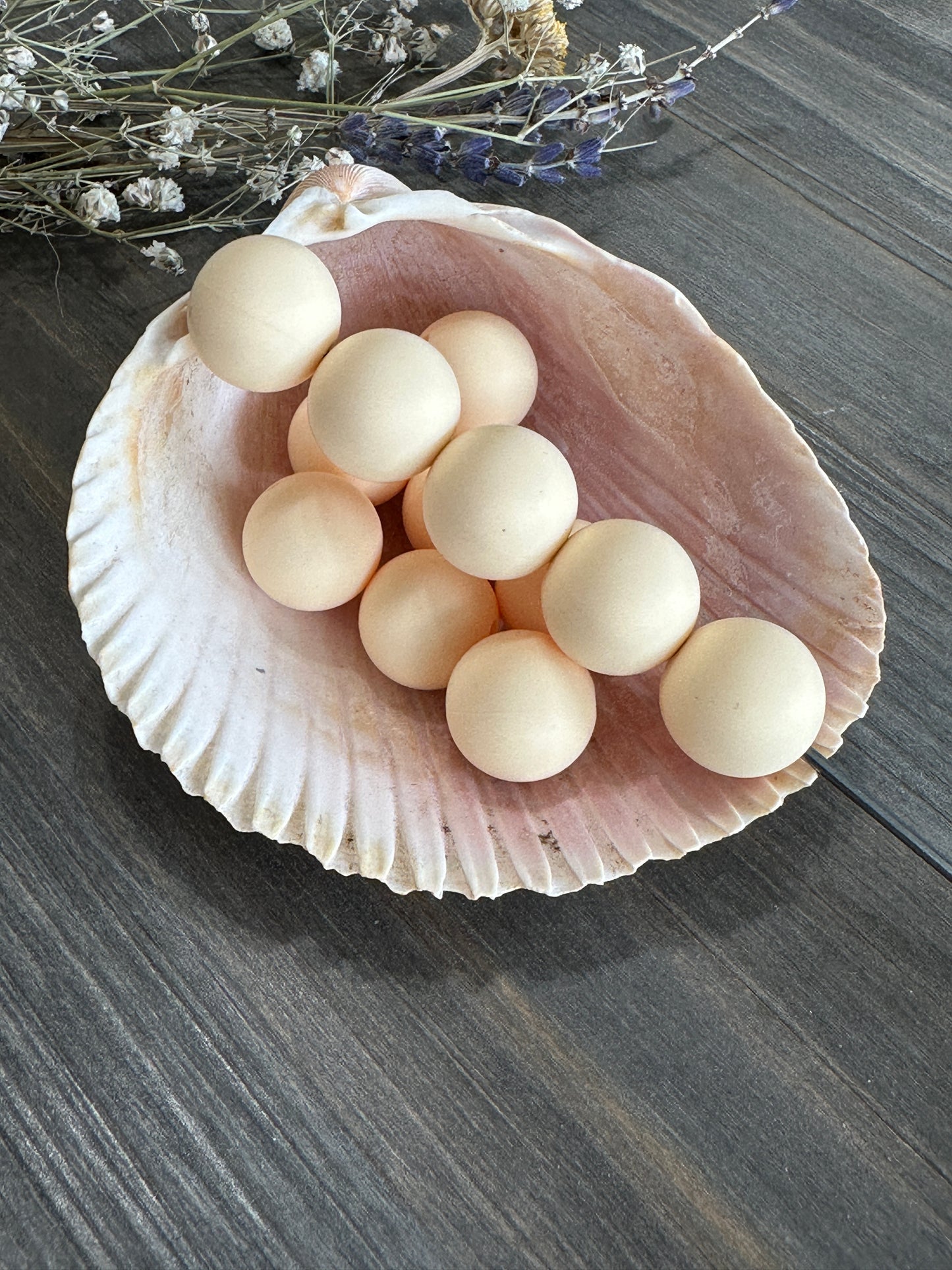 Solid Color Beads - Banana Cream #20