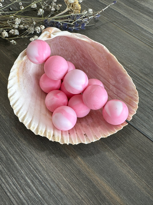 * 15mm Solid Color Beads - Strawberry Swirl #61