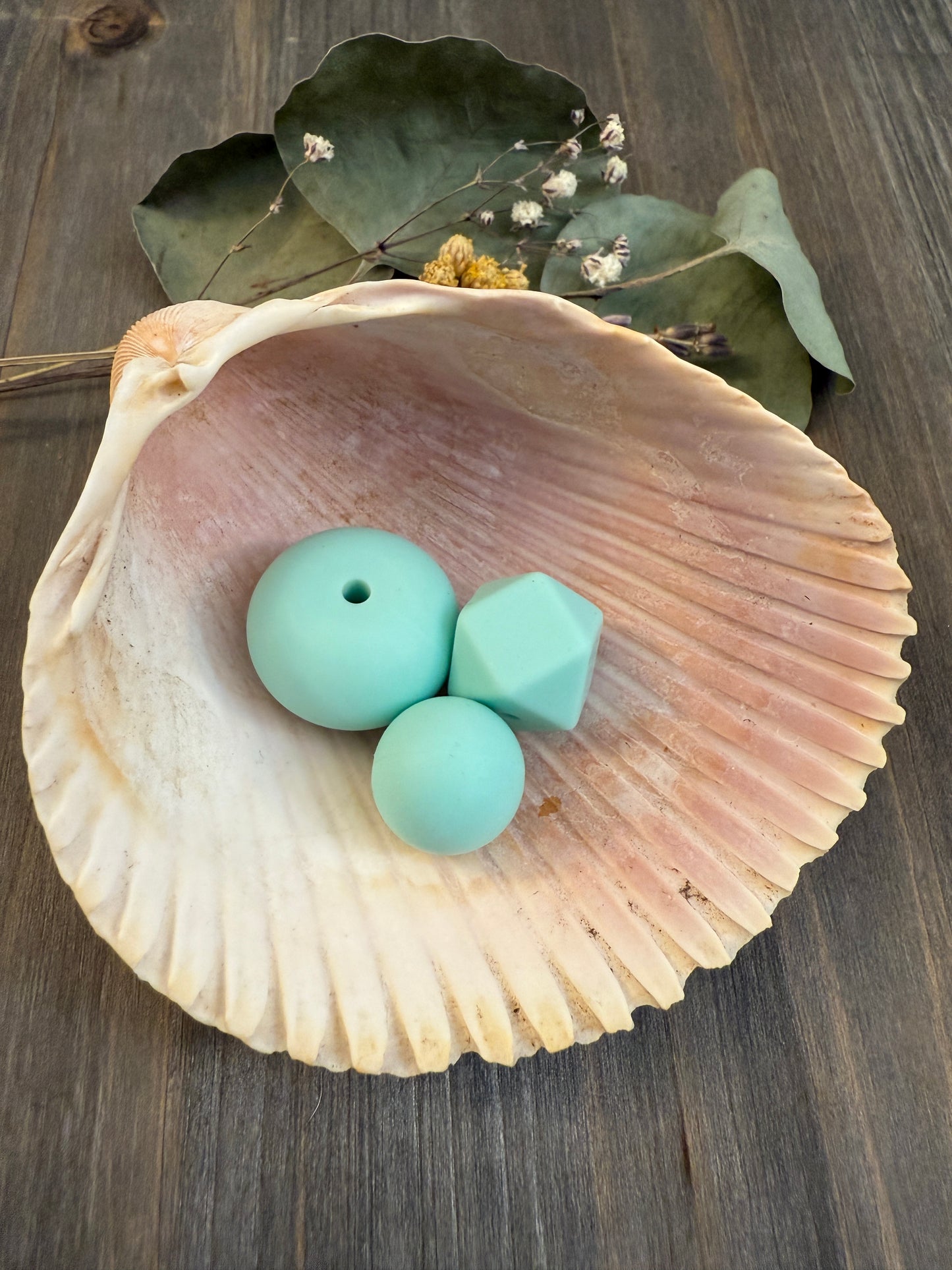 Solid Color Beads - Mint #38